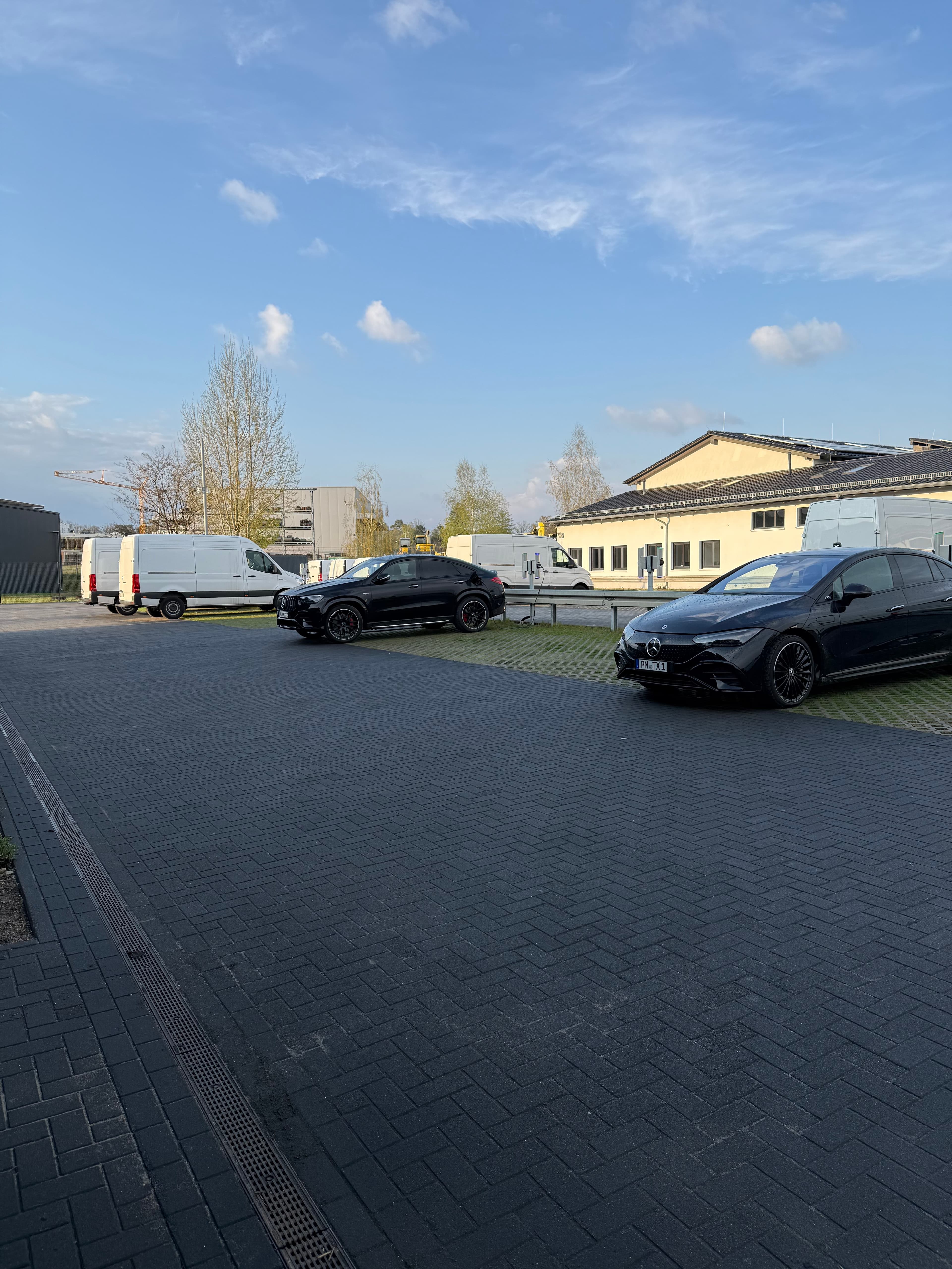 Foto: Stellplätze PkW, Boot, Transporter, Wohnmobile 